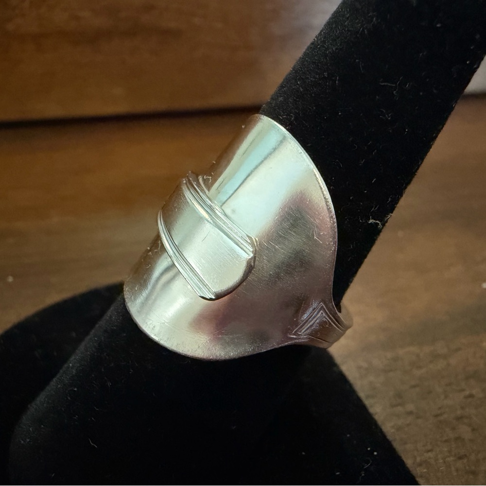 Saddle Spoon Ring - Picture 3 of 13